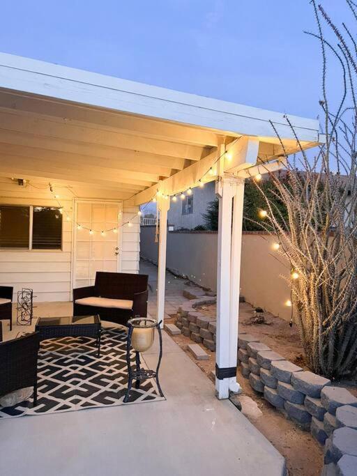 Joshua Tree National Park - Cozy Palms Getaway Lejlighed Twentynine Palms Eksteriør billede