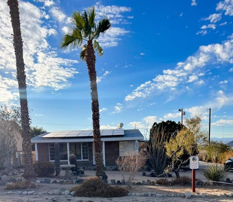 Joshua Tree National Park - Cozy Palms Getaway Lejlighed Twentynine Palms Eksteriør billede