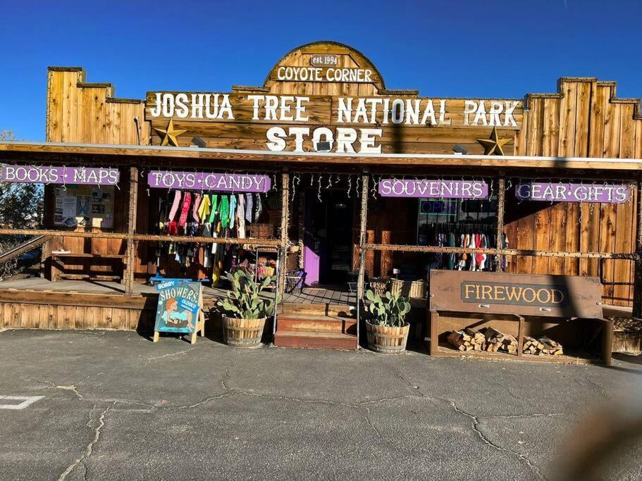 Joshua Tree National Park - Cozy Palms Getaway Lejlighed Twentynine Palms Eksteriør billede